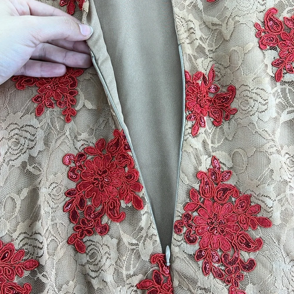 Dress The Population 3/4 Long Sleeve Above Knee Mini Dress Tan Red Lace Womens M - Picture 8 of 12